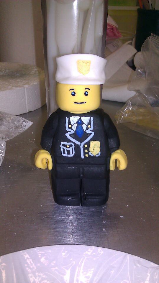 Fondant LEGO Inspired Mini Fig Cake Topper