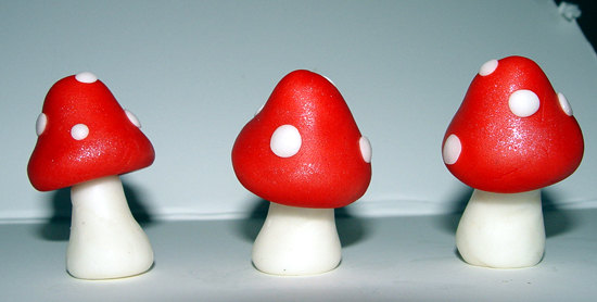 12 Fondant Mushroom/Toadstool Cupcake Toppers