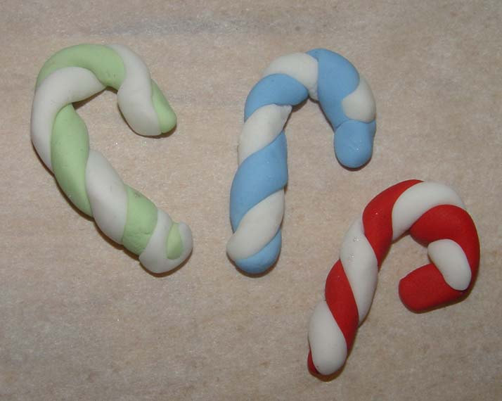 24 Fondant Candy Cane Cupcake Toppers on Luulla