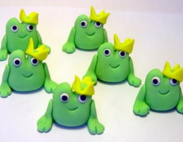 12 Fondant Frog Prince Cupcake Toppers